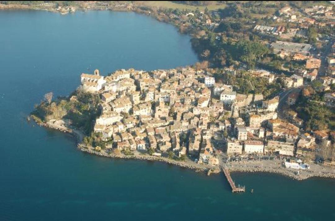 Il B&B Del Lago Anguillara Sabazia Δωμάτιο φωτογραφία